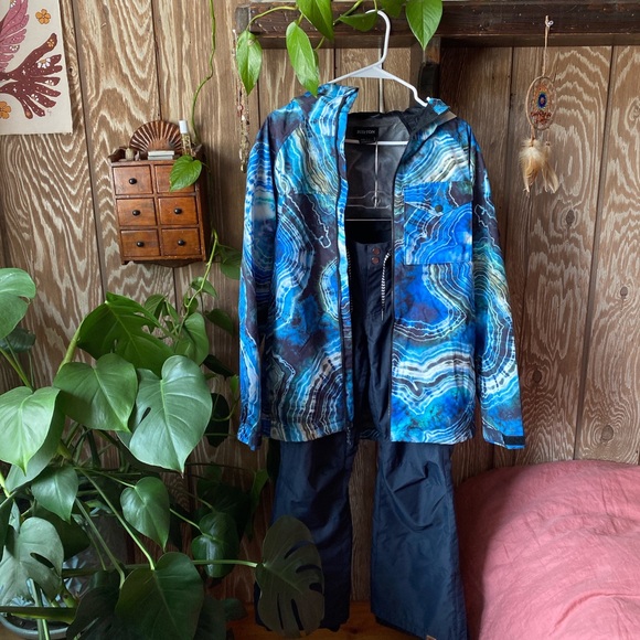 Roxy women’s snow pants, size S in navy - Picture 5 of 5